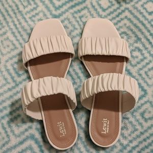 Lewit Elena Ruched Slide, NWT